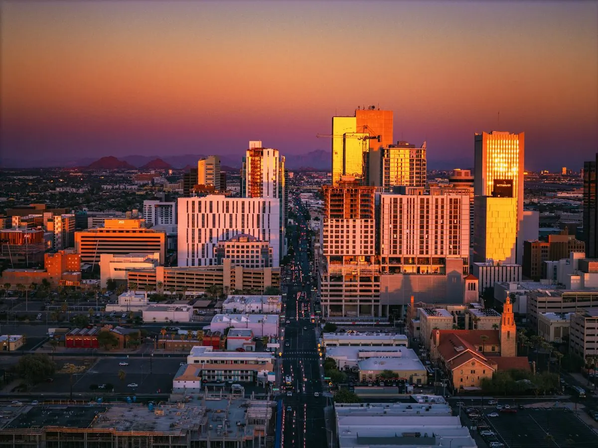 Centro de Phoenix al atardecer